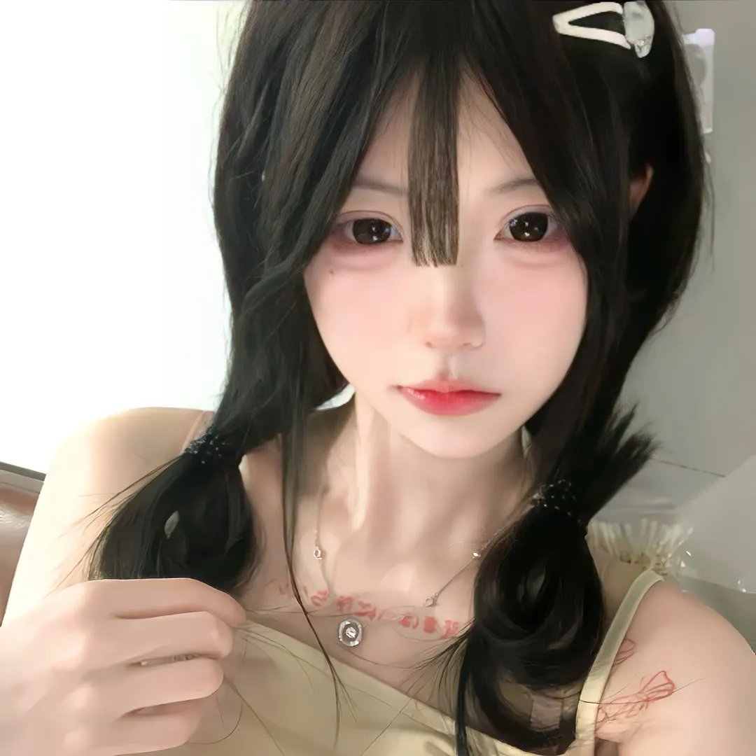 两个月亮